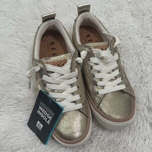 🌴 NWT Reef Lay Day Dawn Sneaker